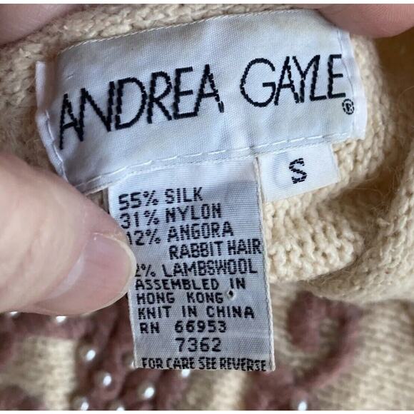 Andrea Gayle Embroidery Silk Pullover Sweater S Angora Lambwool Blush Cream VTG - Picture 4 of 7